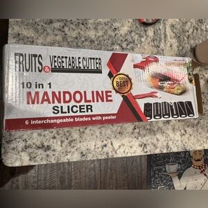 10 in 1 Mandoline Slicer with Peeler NEW IN BOX